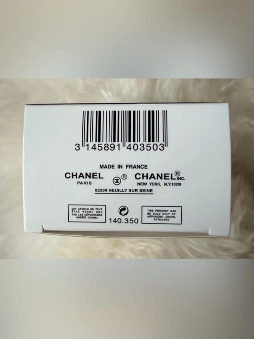Le Creme Main